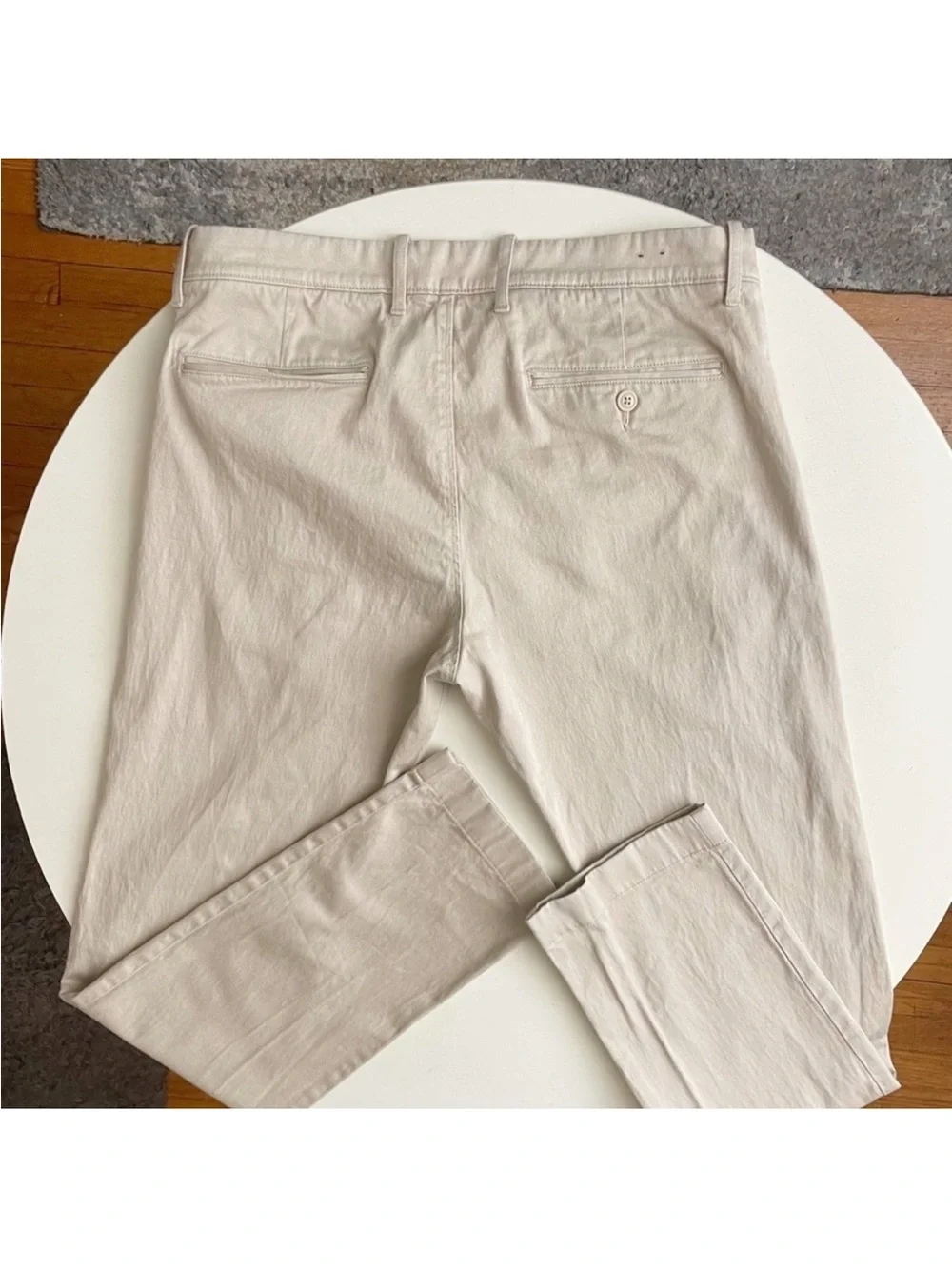 J. Crew Men’s 484 Slim Chinos Pant Light Khaki Size 33x32